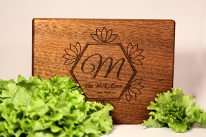 Personalized 6"x8" Mahogany Cutting Board